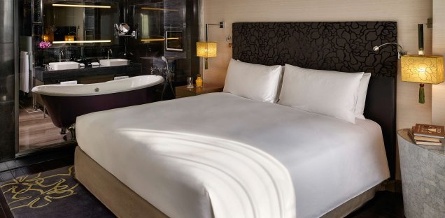 Sofitel Saigon Plaza Sofitel Saigon Plaza